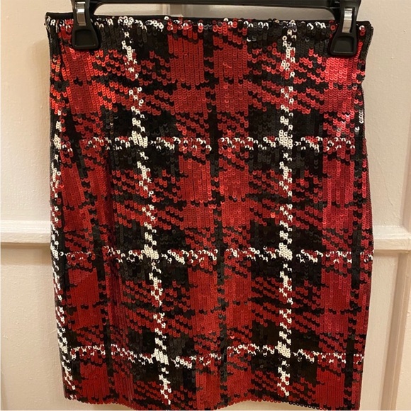 NBD holiday skirt - Picture 2 of 2